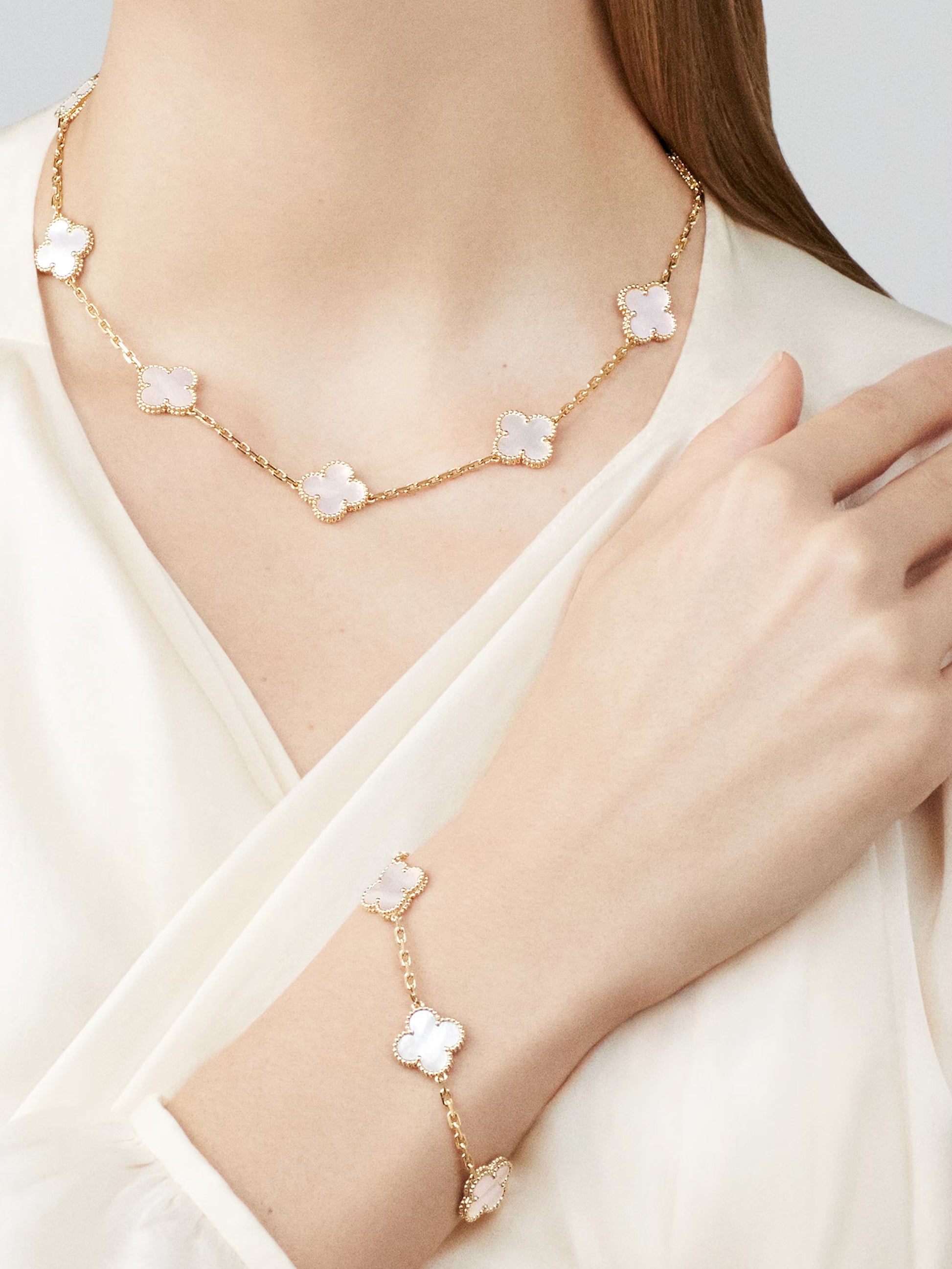 White pearl set